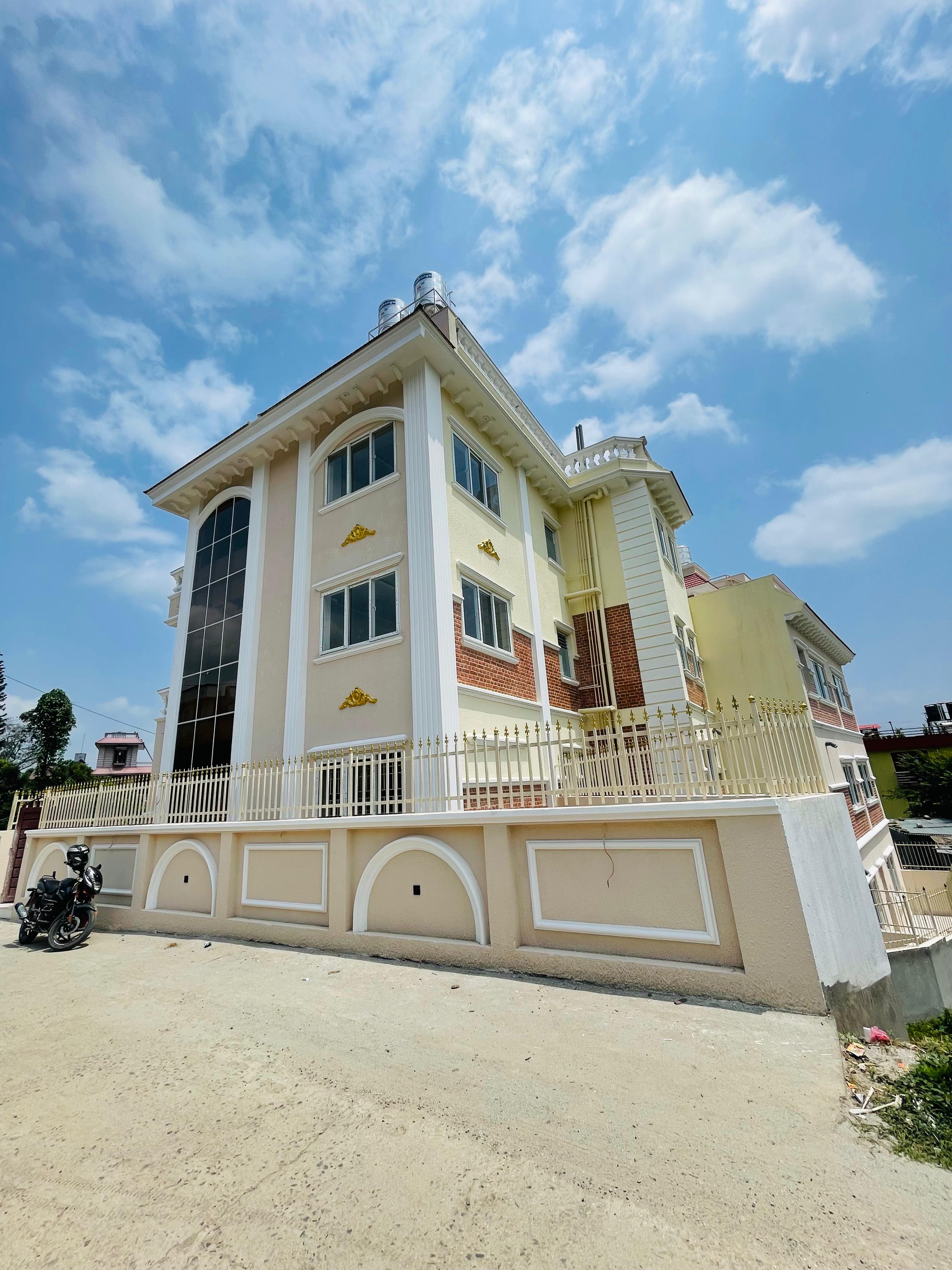 HOUSE FOR SALE IN LALITPUR
