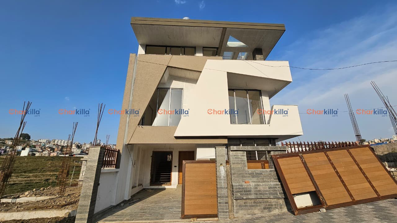 House for sale in Colony