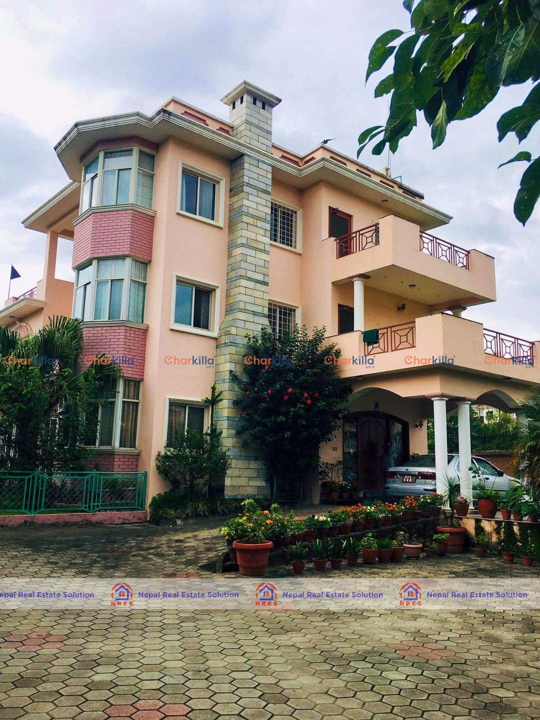 HOUSE FOR SALE IN GOLFUTAR