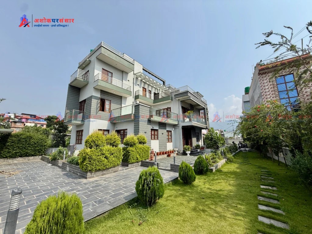 Bungalow for Sale at Purano Naikap