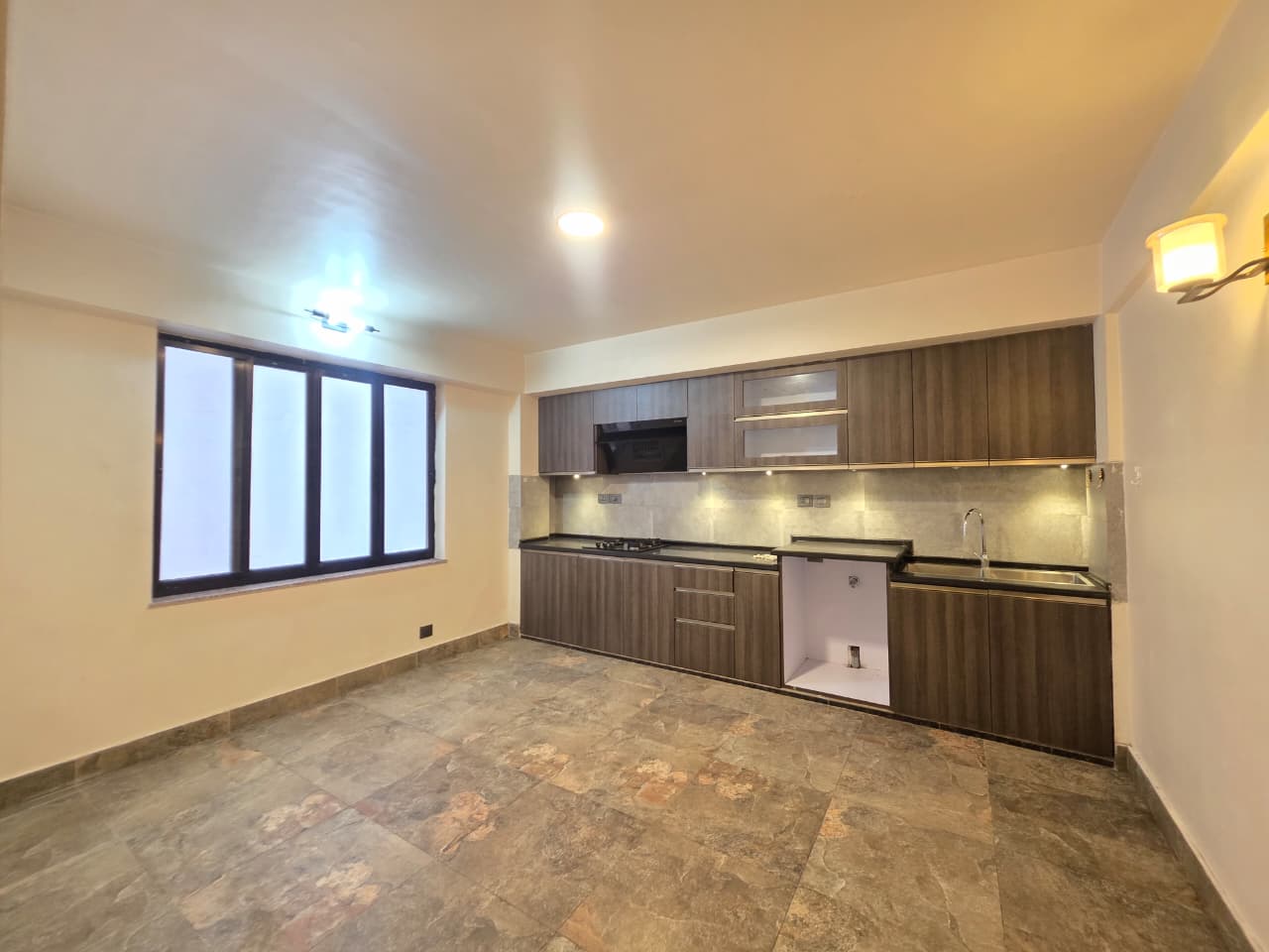๐ก 3BHK Flat For Rent โ Baluwatar, Kathmandu