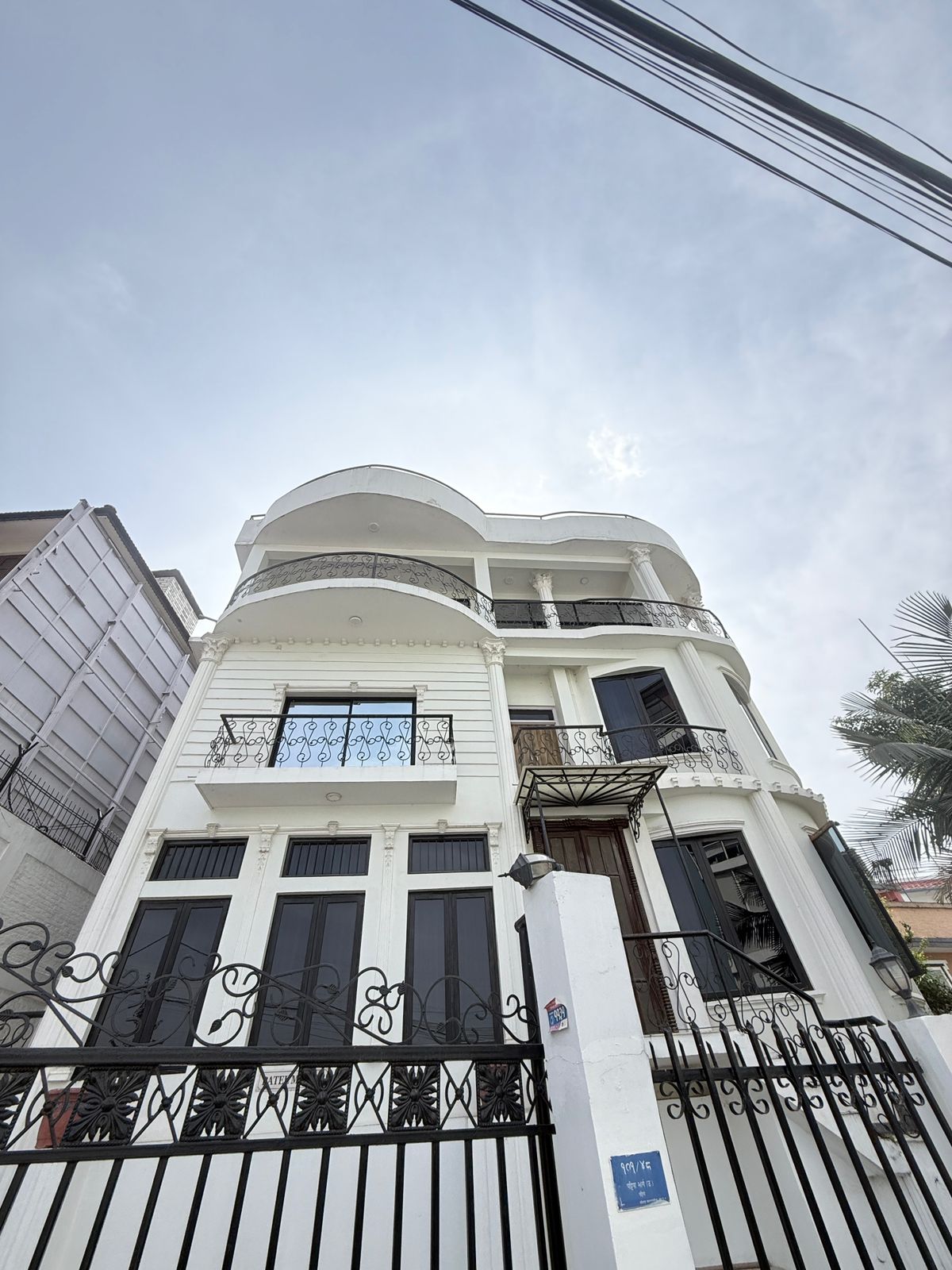 Residential 7BHK  Duplex