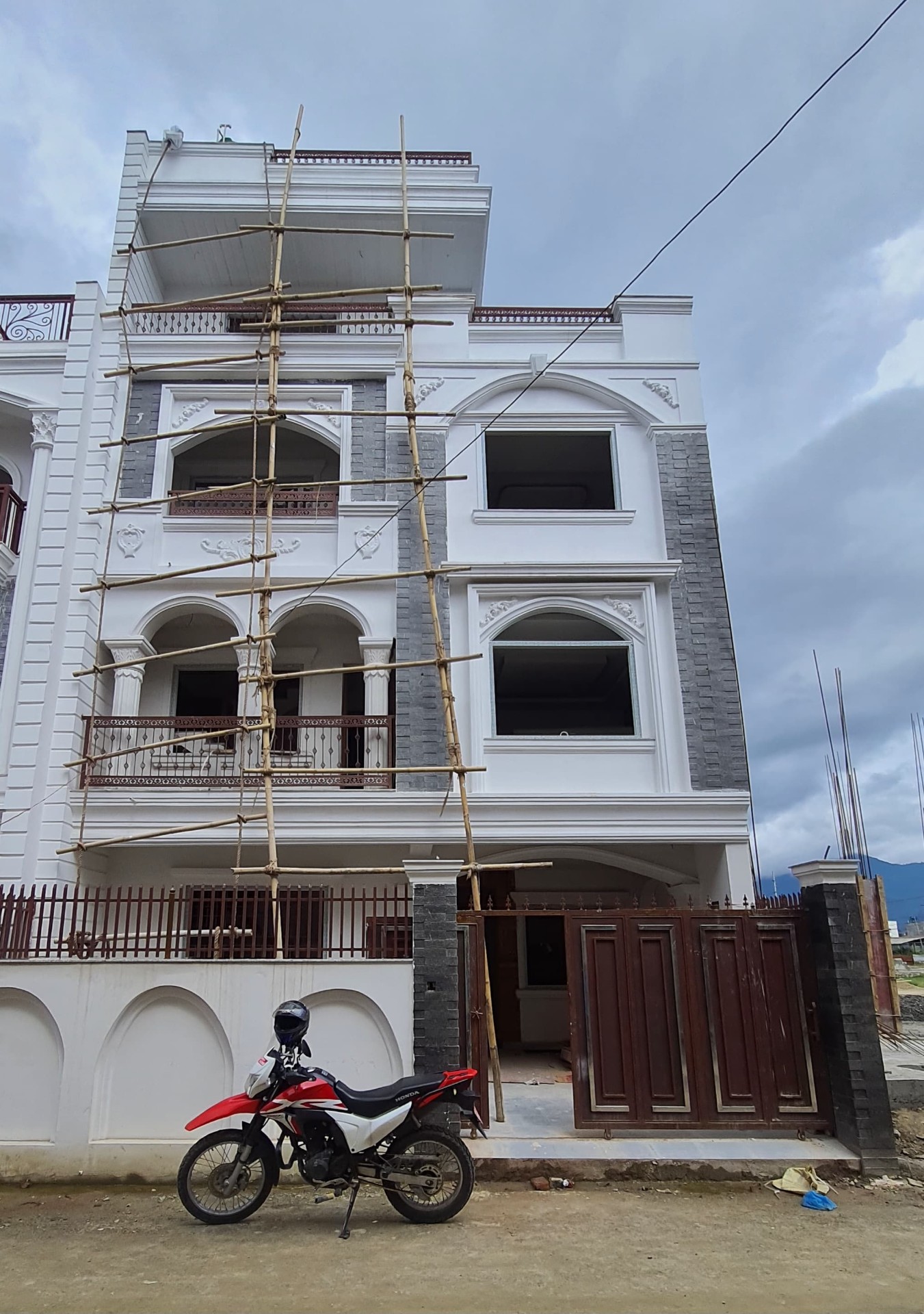 Stunning West-Facing Modern Bungalow for Sale at Ochu Height – NPR 3.85 Cr